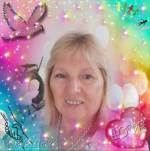 Meet your Posher, Marie